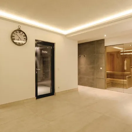 Prince Apartment *